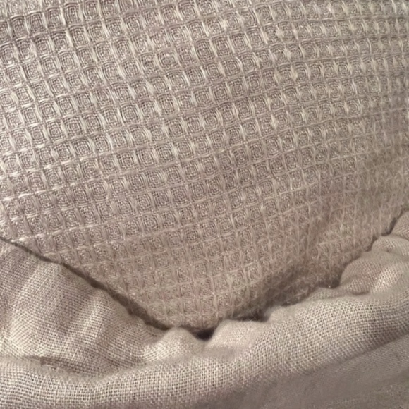 NWOT Quince Linen Waffle Twin Duvet Cover in Shell - Picture 3 of 7